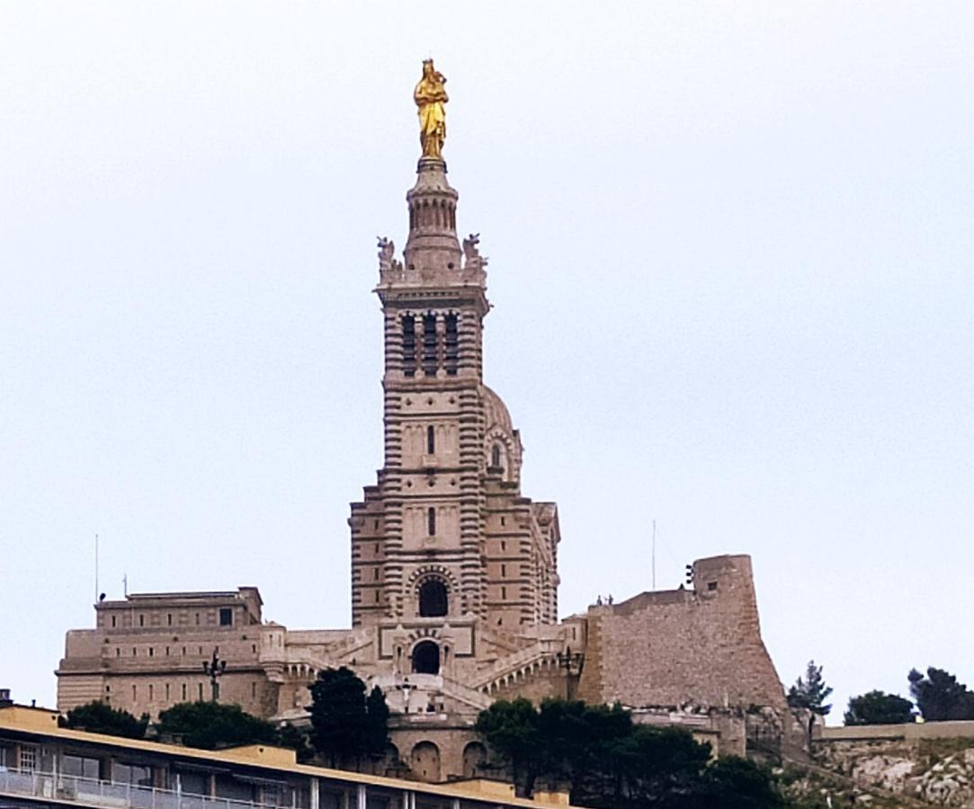 T2 Vue Sur La Basilique De Notre Dame De La Garde Apartamento Marselha Exterior foto