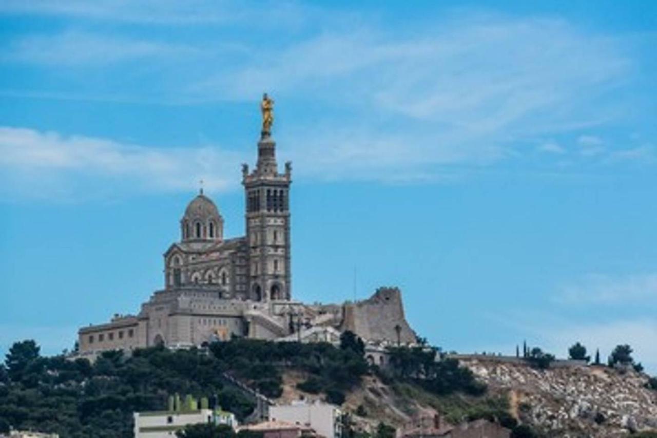 T2 Vue Sur La Basilique De Notre Dame De La Garde Apartamento Marselha Exterior foto